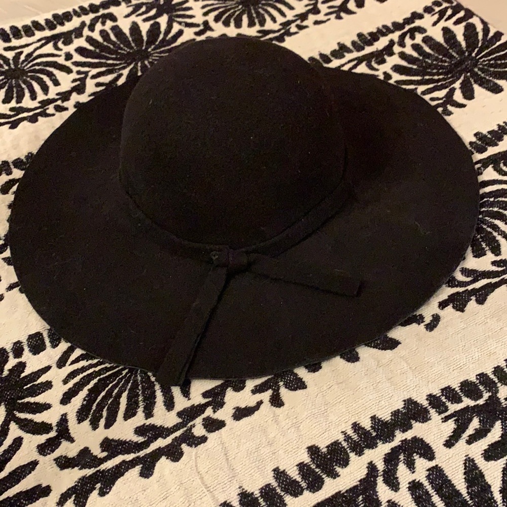 Black Wide Brim Hat